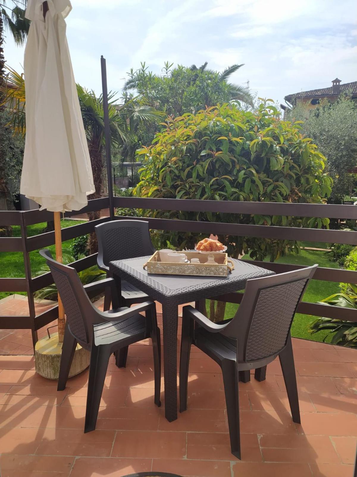 Oasi Holiday Home Toscolano-Maderno Zimmer foto