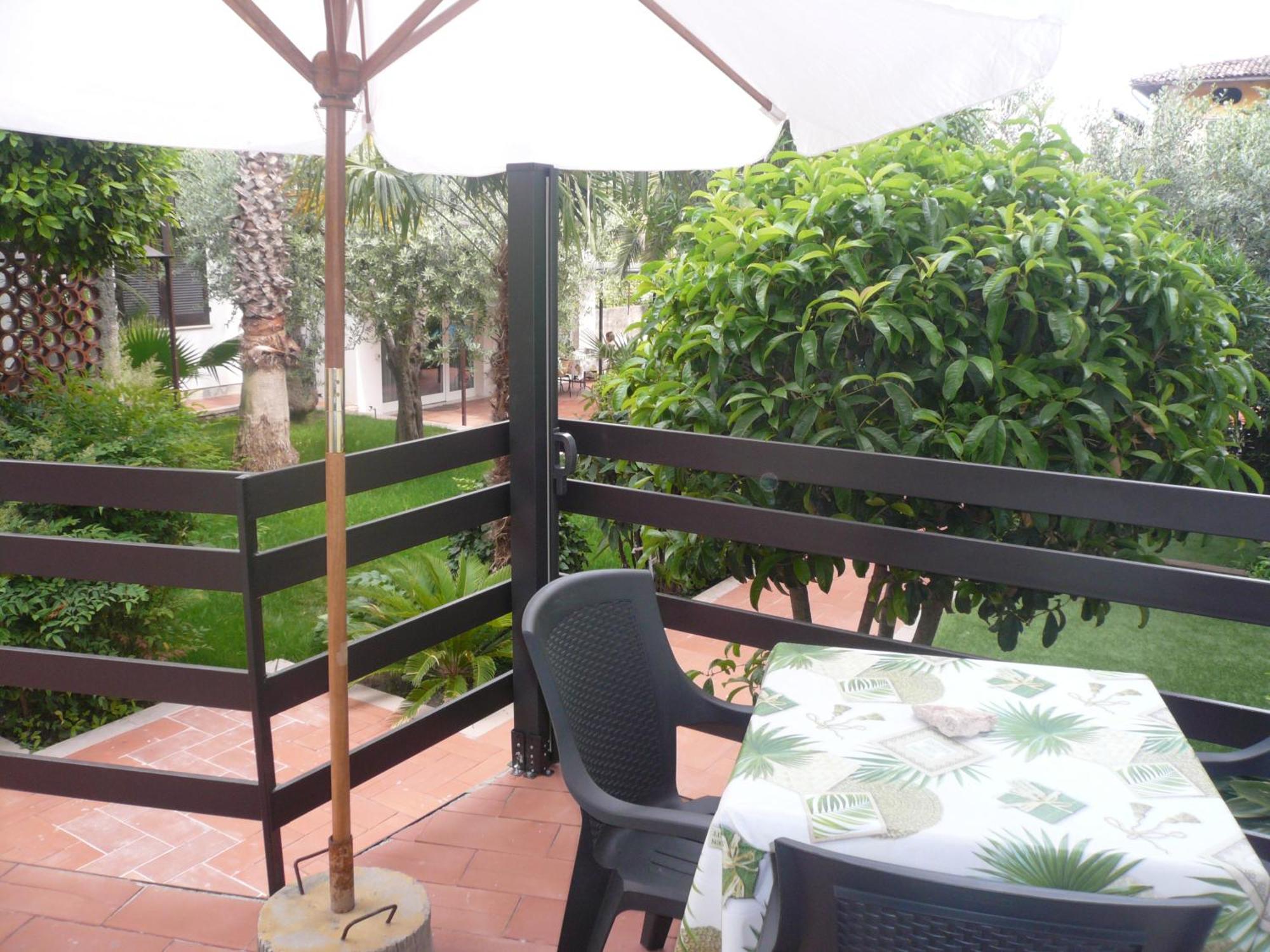 Oasi Holiday Home Toscolano-Maderno Zimmer foto