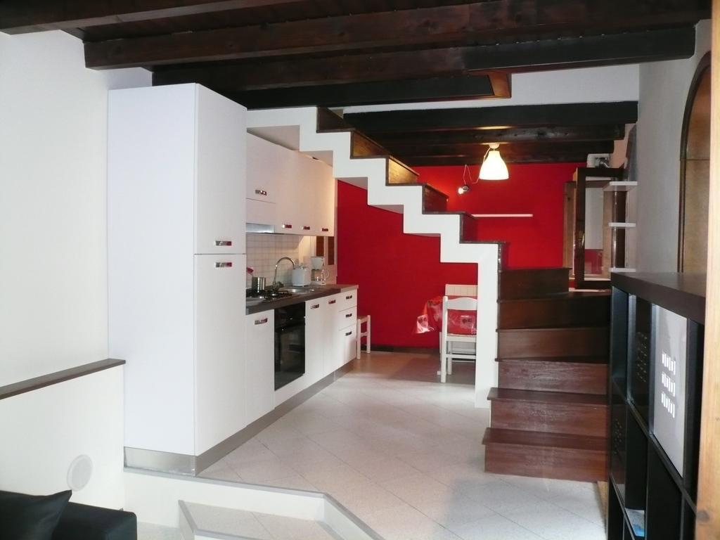 Oasi Holiday Home Toscolano-Maderno Zimmer foto